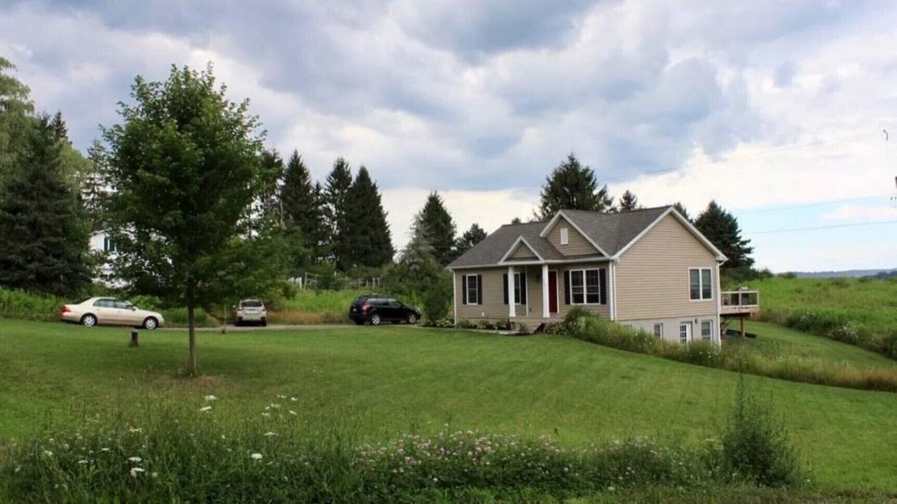 Photo of Outdoor in Caroline