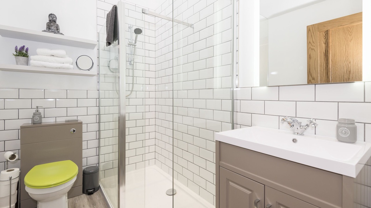 Photo of Bathroom in Dufftown