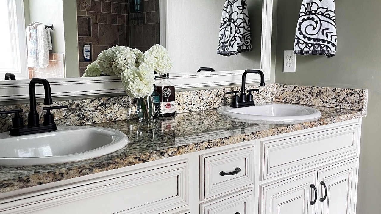 Photo of Bathroom in Riverwood Plantation