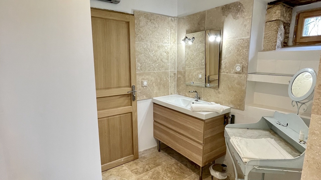 Photo of Bathroom in Cassagnes