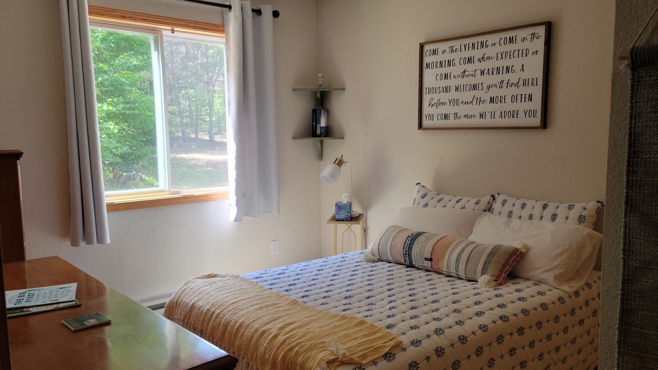 Photo of Bedroom in Northeast Michigan