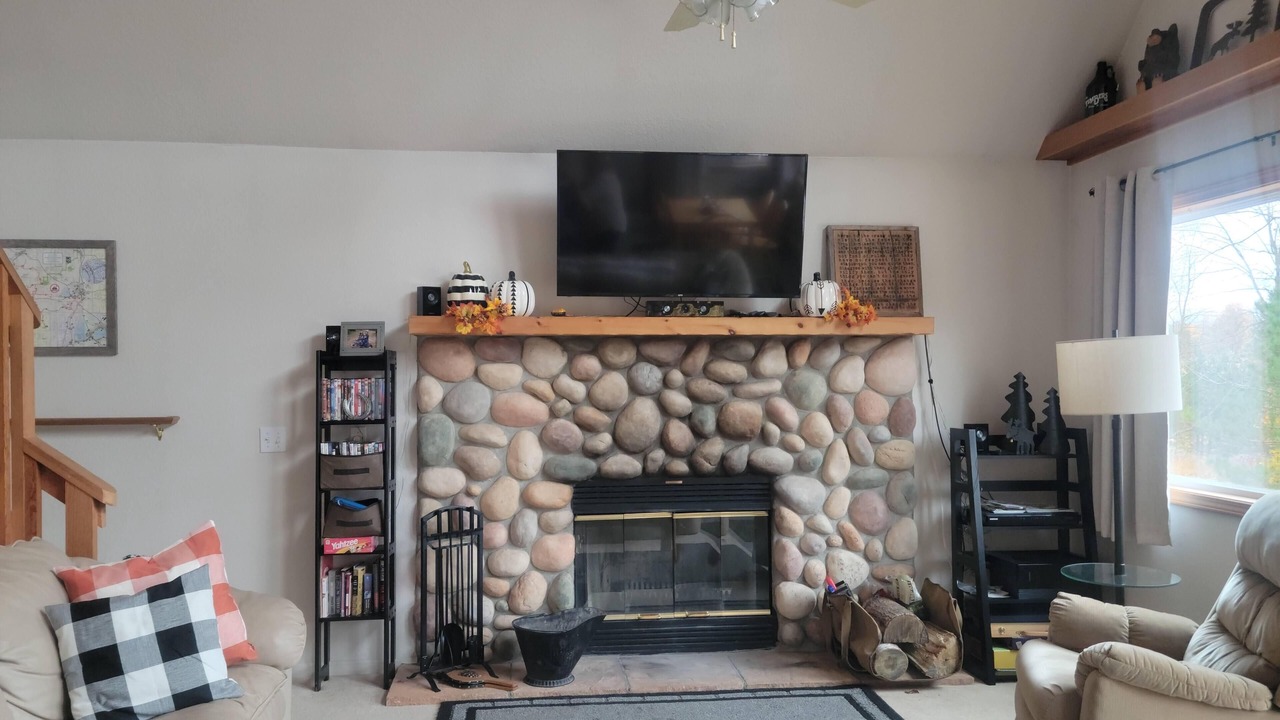 Photo of Livingroom in Northeast Michigan