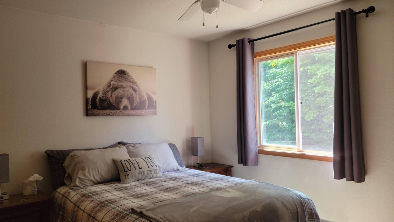 Photo of Bedroom in Northeast Michigan