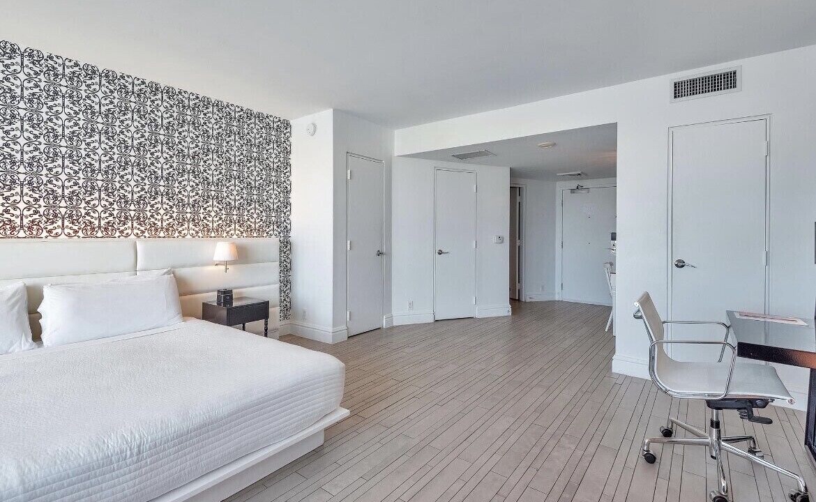 Photo of Bedroom in West Avenue