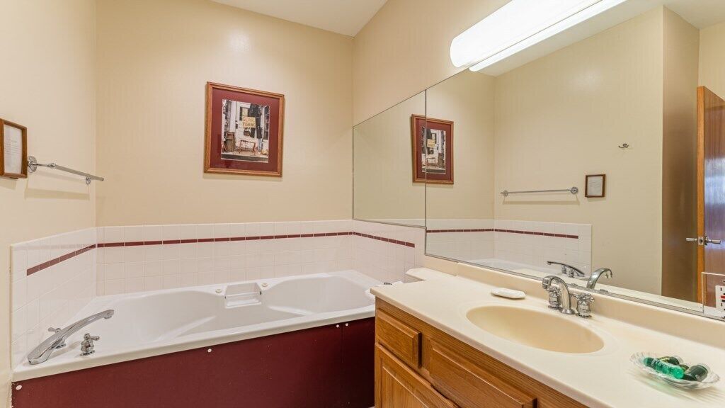 Photo of Others in Jeffersonville