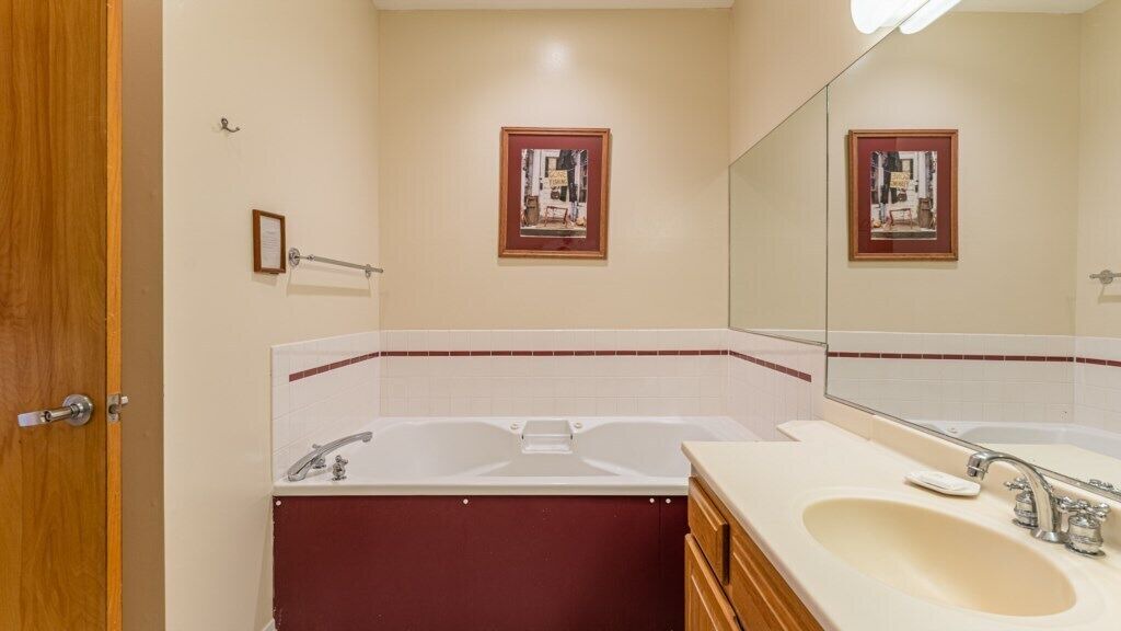 Photo of Others in Jeffersonville