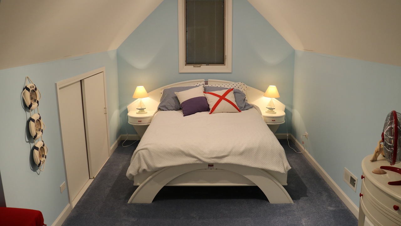 Photo of Bedroom in Delavan Lake