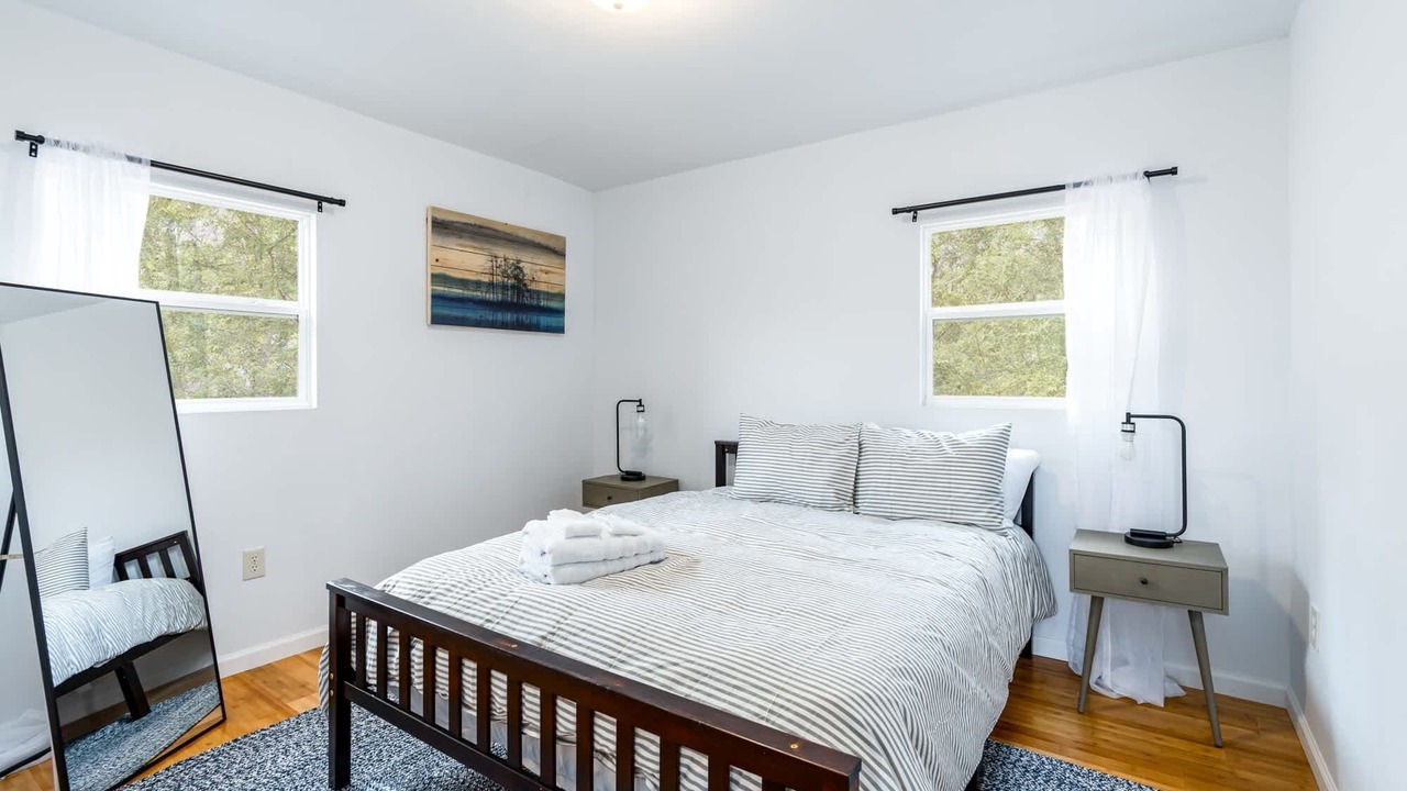 Photo of Bedroom in Sleepy Hollow