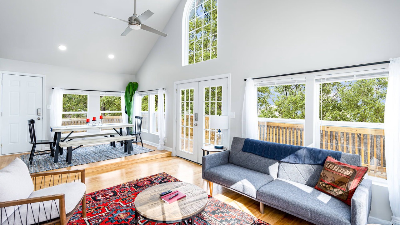 Photo of Livingroom in Sleepy Hollow