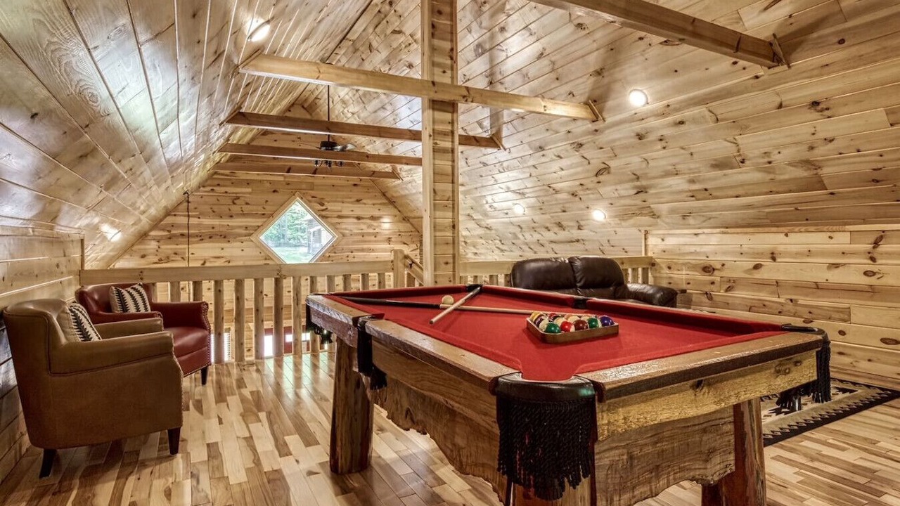 Photo of Bedroom in White Oak Lodge
