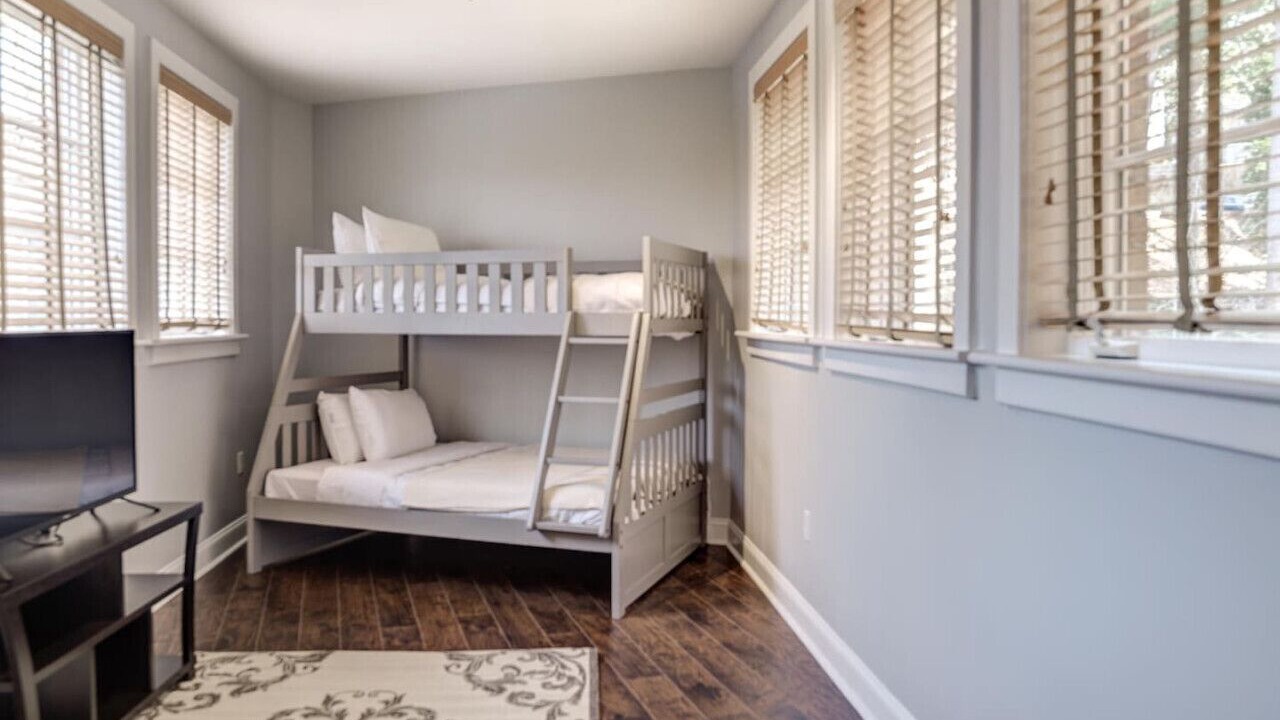 Photo of Bedroom in Asheville
