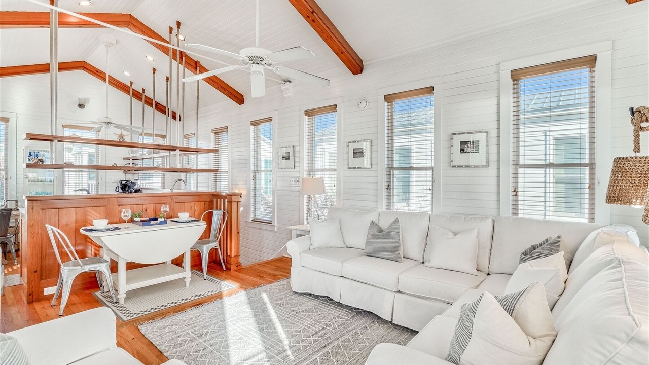 Photo of Livingroom in Seaside