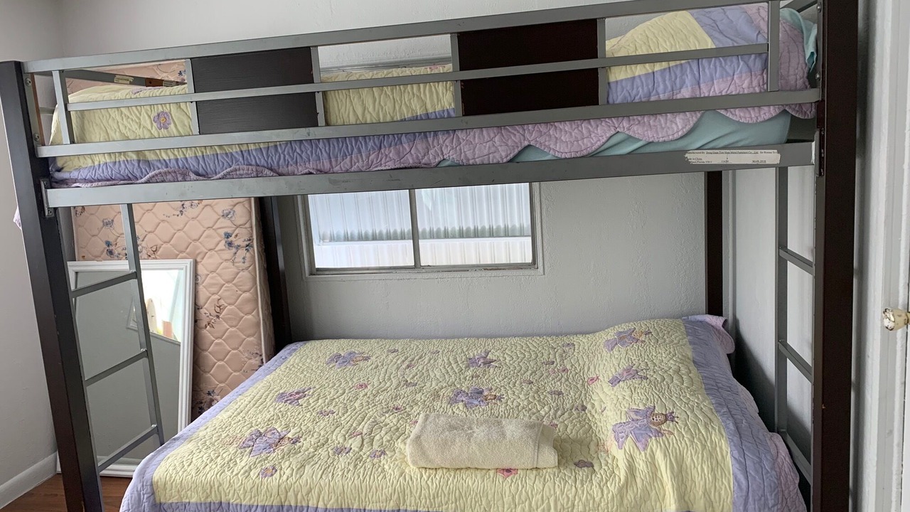 Photo of Bedroom in Twin Lakes