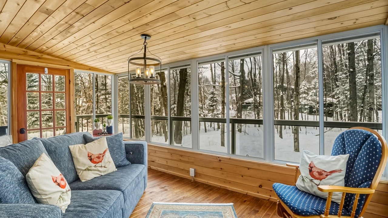 Photo of Livingroom in Huntsville