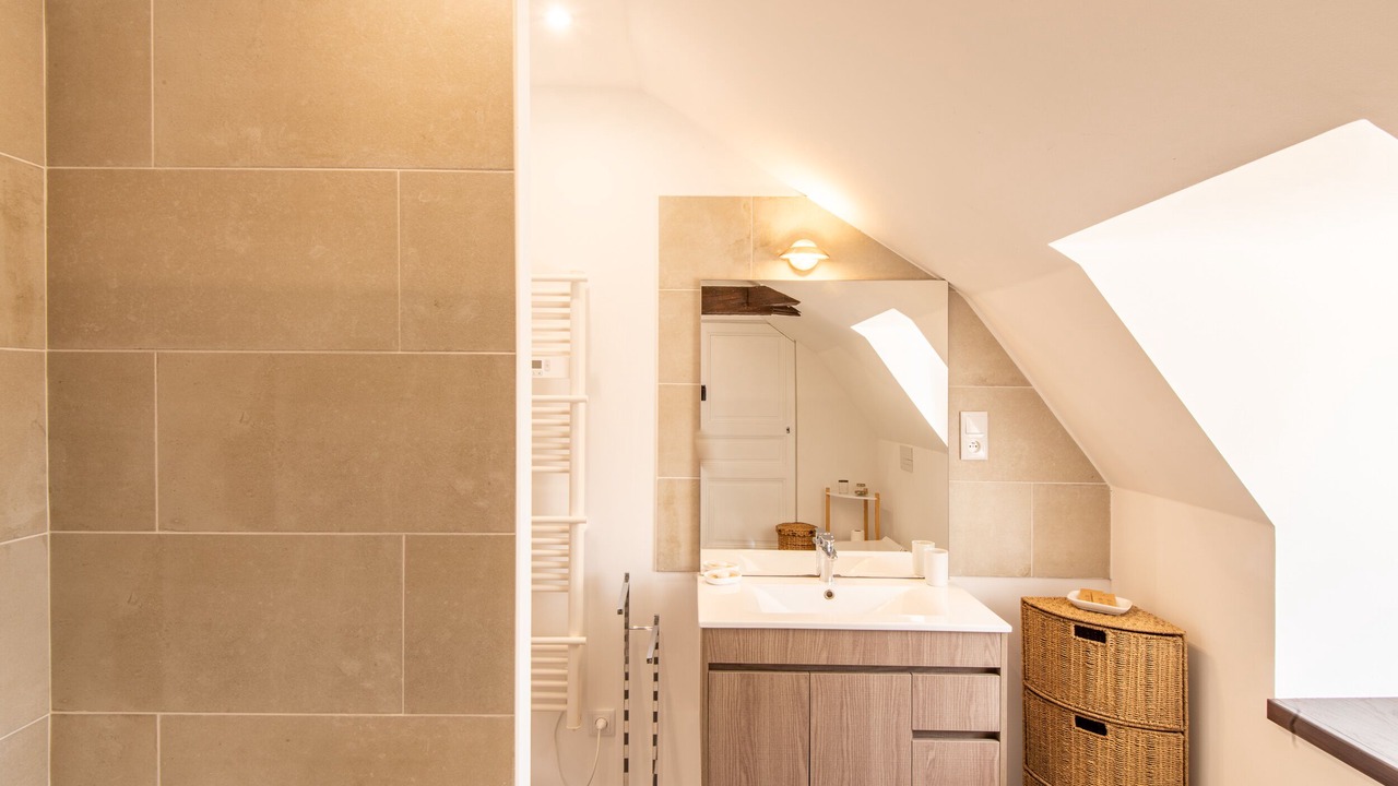 Photo of Bathroom in Chezy