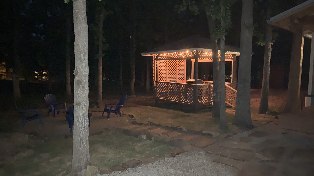 Photo of Outdoor in Canadian