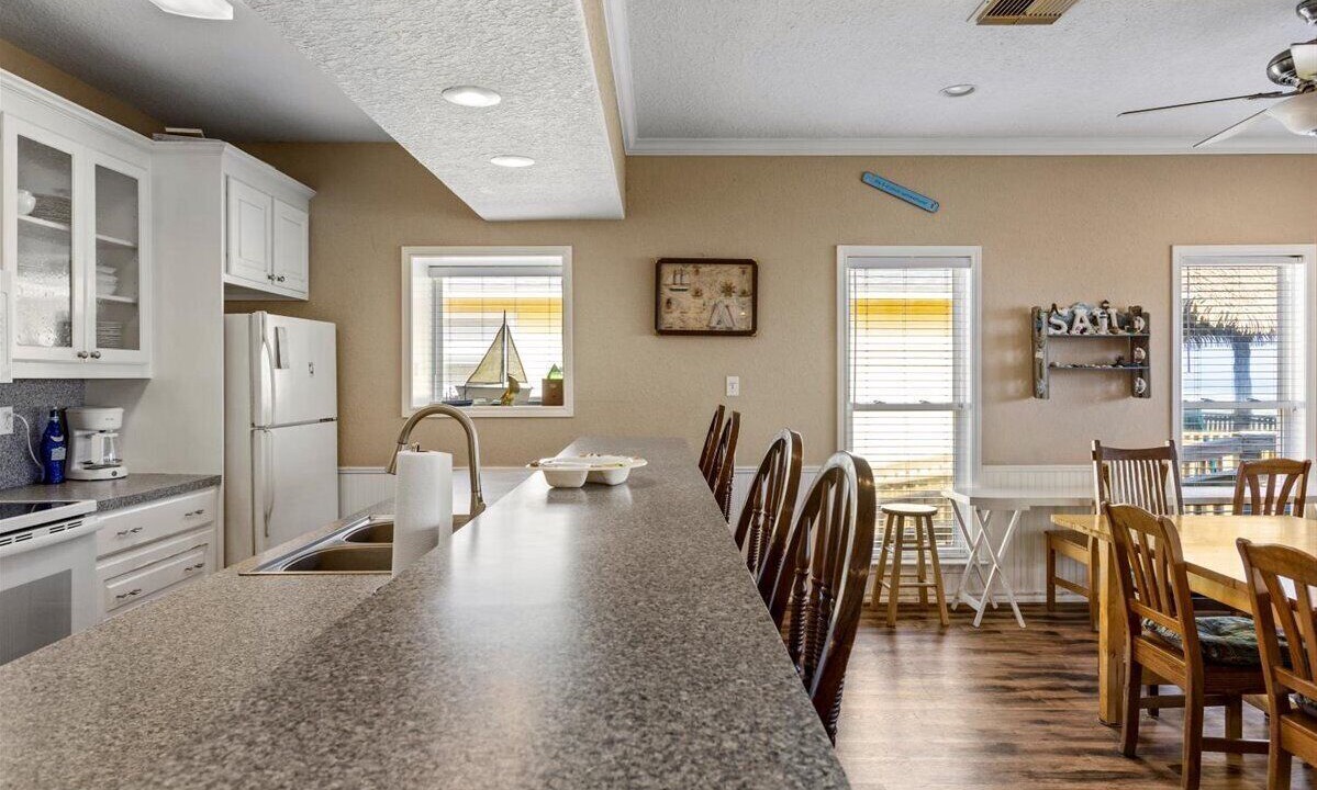 Photo of Kitchen in Surfside Beach