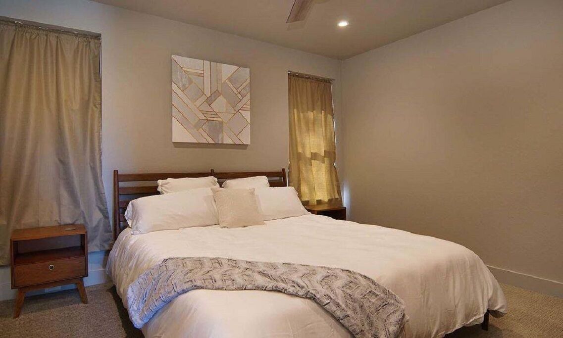 Photo of Bedroom in Graford