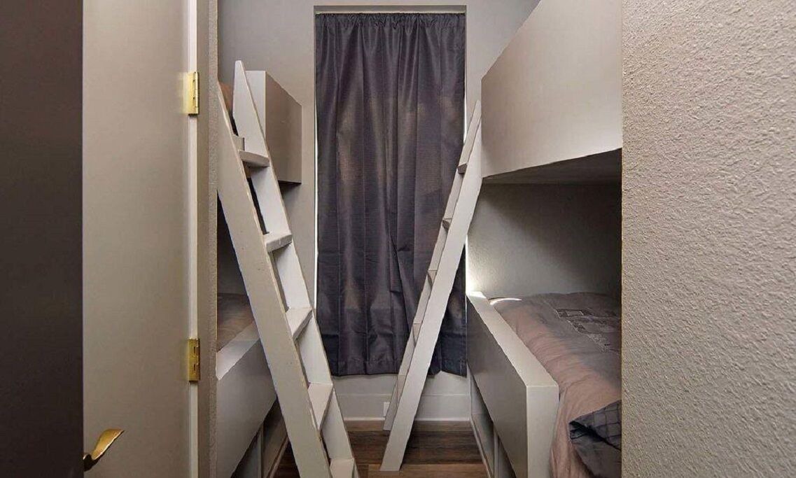 Photo of Bedroom in Graford