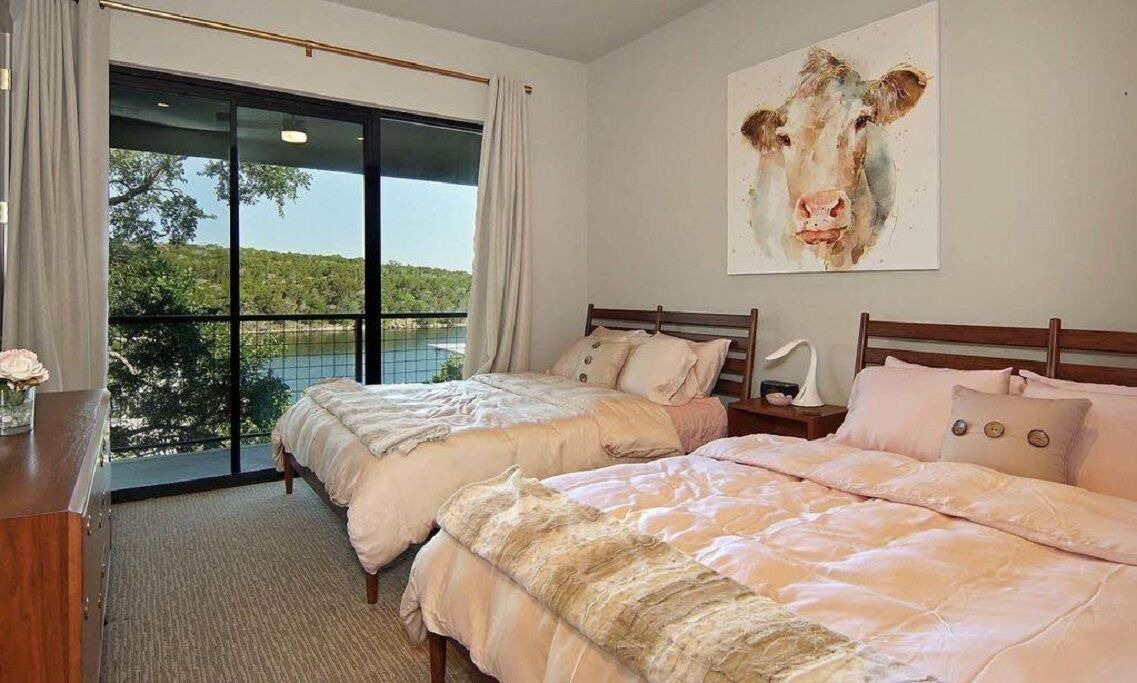 Photo of Bedroom in Graford