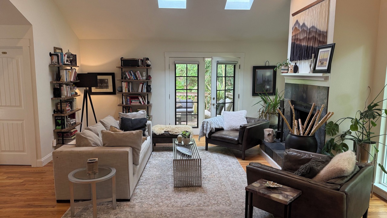 Photo of Livingroom in Portland Heights