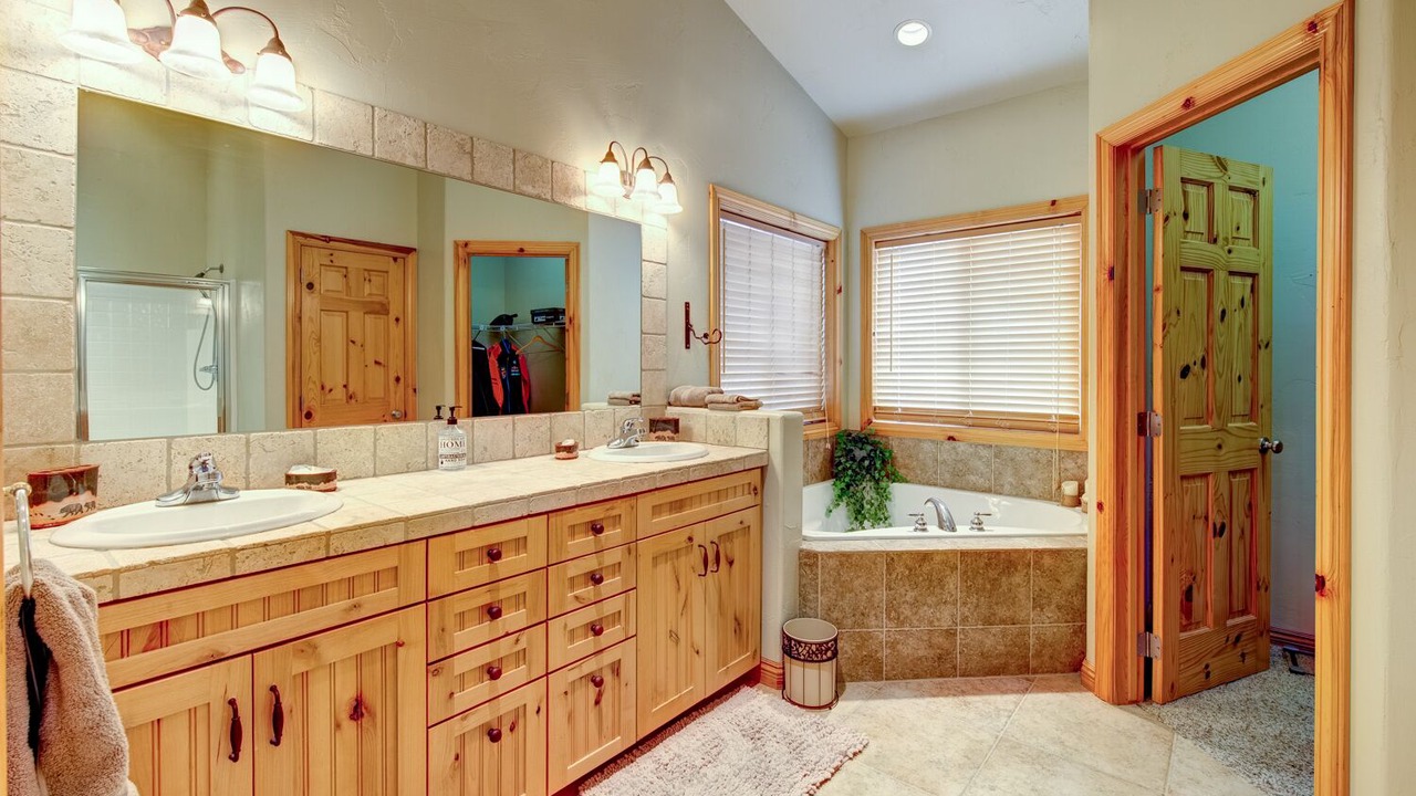 Photo of Bathroom in Mammoth Creek