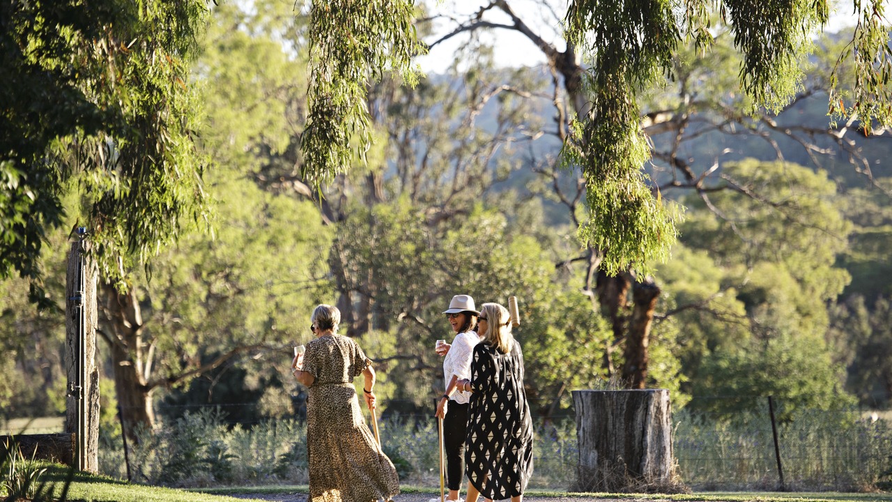 Photo of Others in Lue