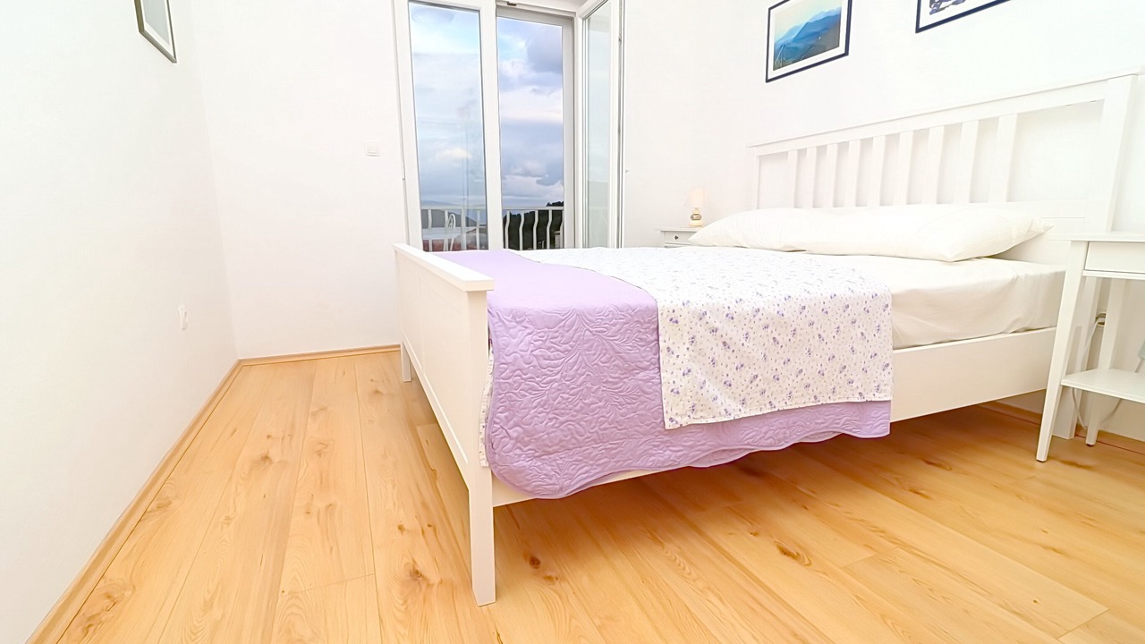 Photo of Bedroom in Polace