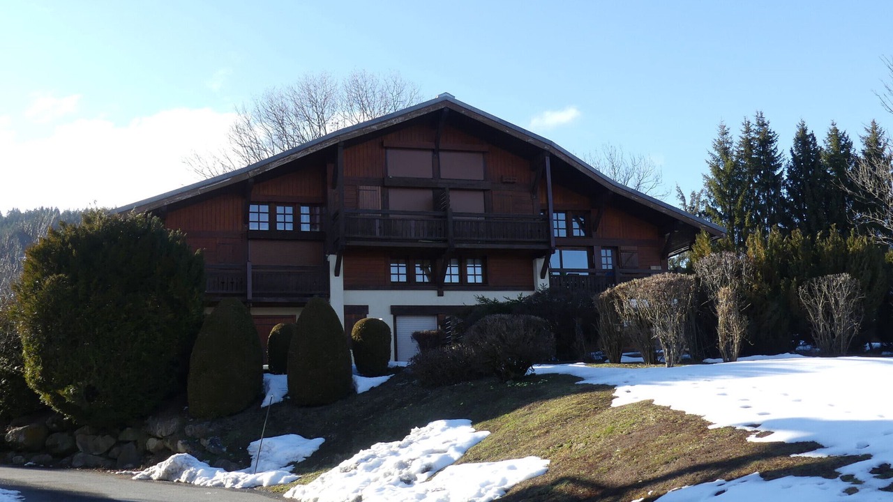 Photo of Outdoor in Demi-Quartier