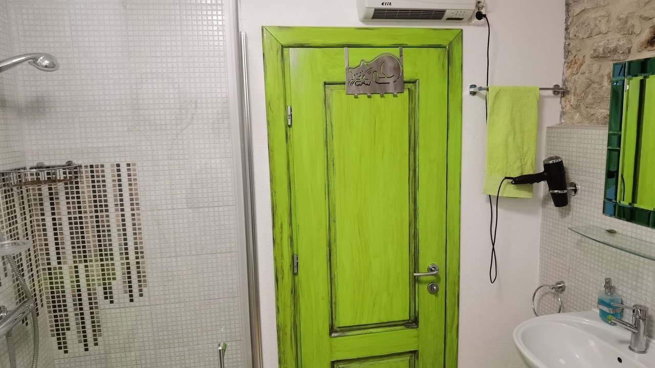Photo of Bathroom in Kukljica