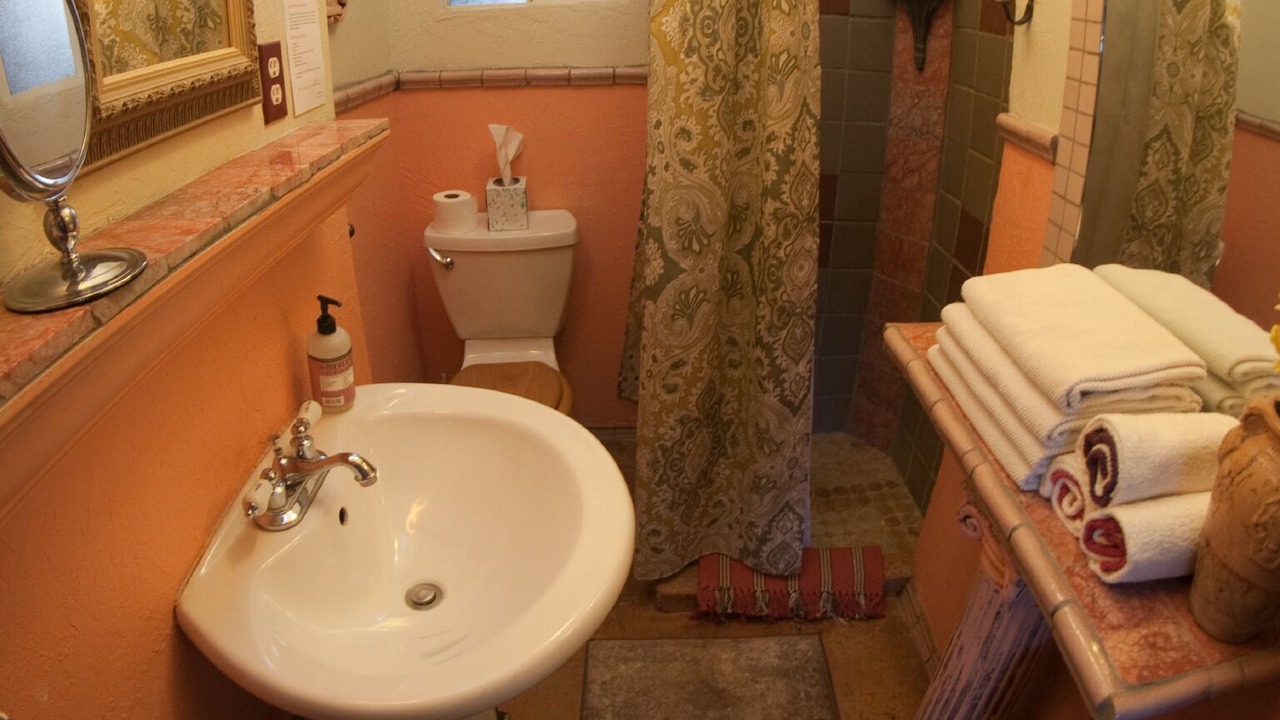 Photo of Bathroom in Duncan