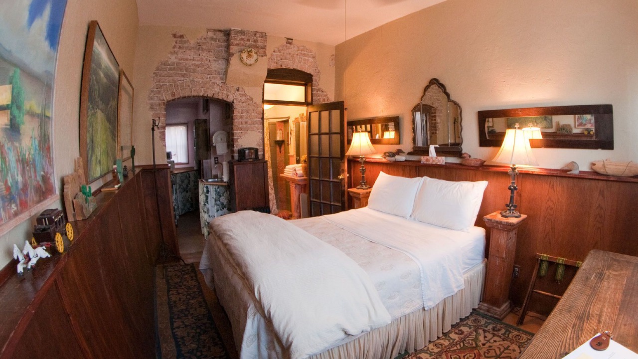 Photo of Bedroom in Duncan