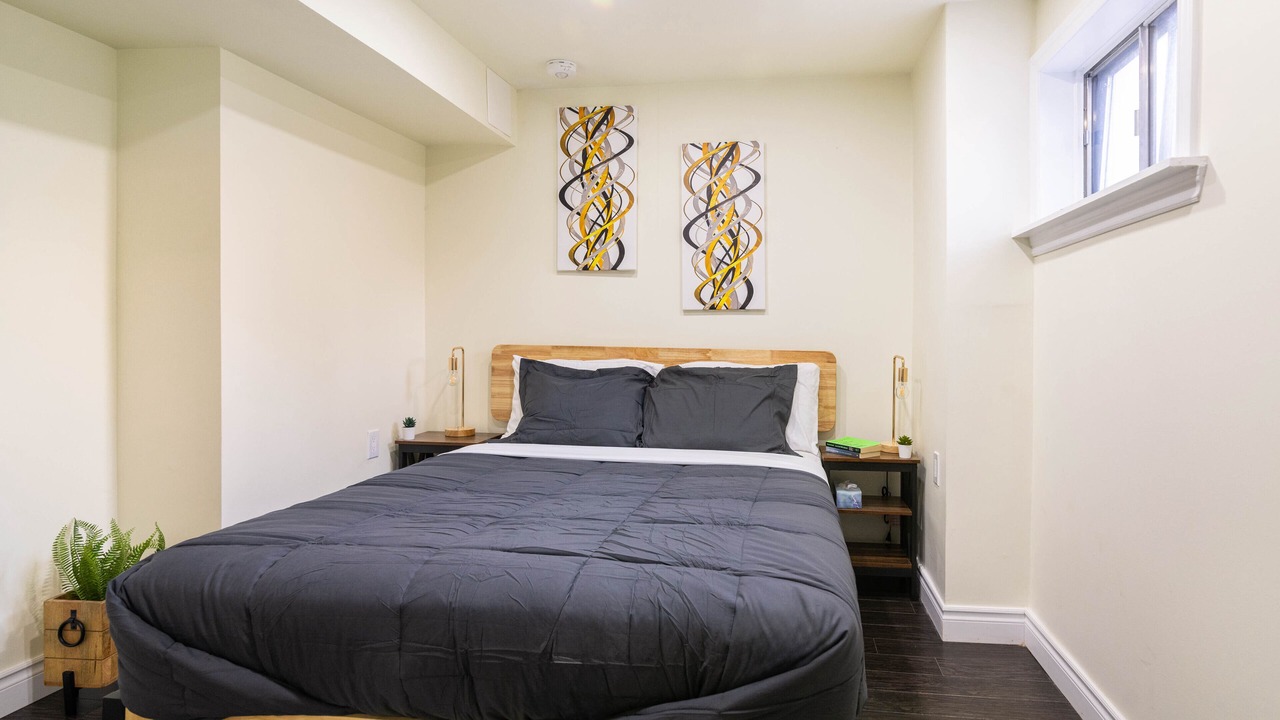 Photo of Bedroom in Newmarket