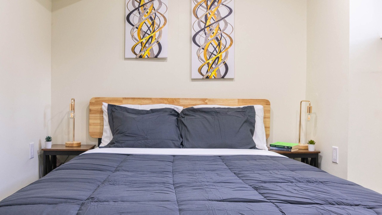 Photo of Bedroom in Newmarket