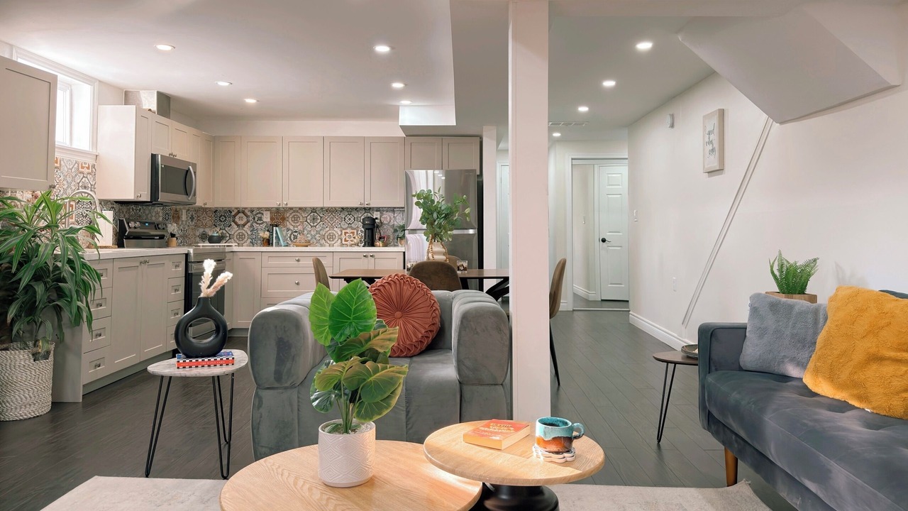 Photo of Livingroom in Newmarket