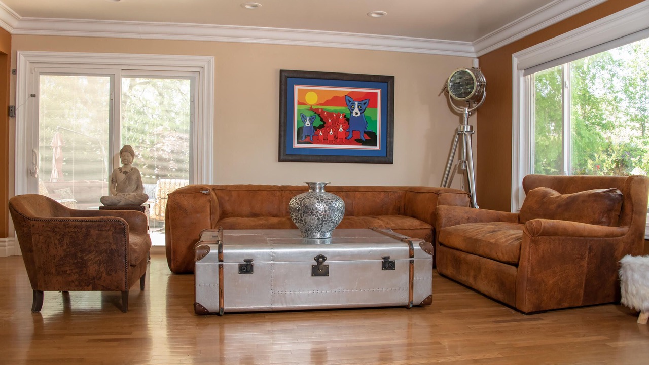 Photo of Others in Hood