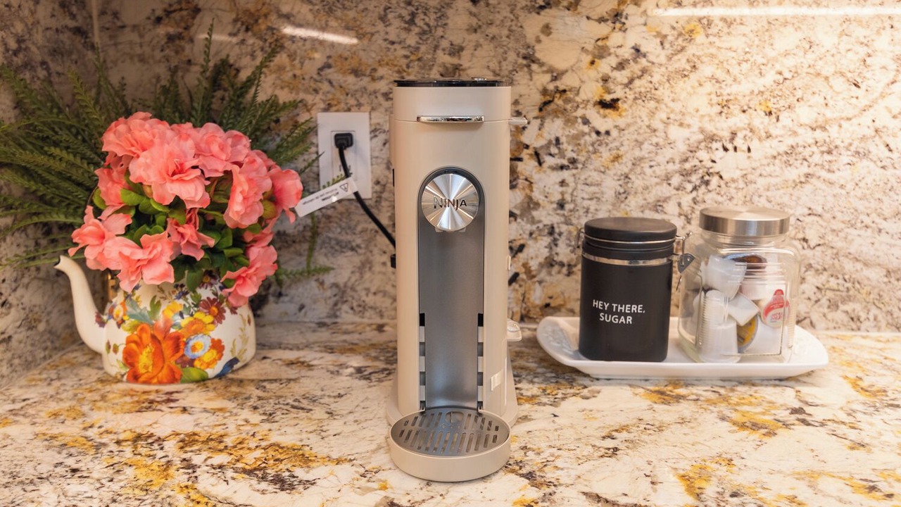 Photo of Others in Hood