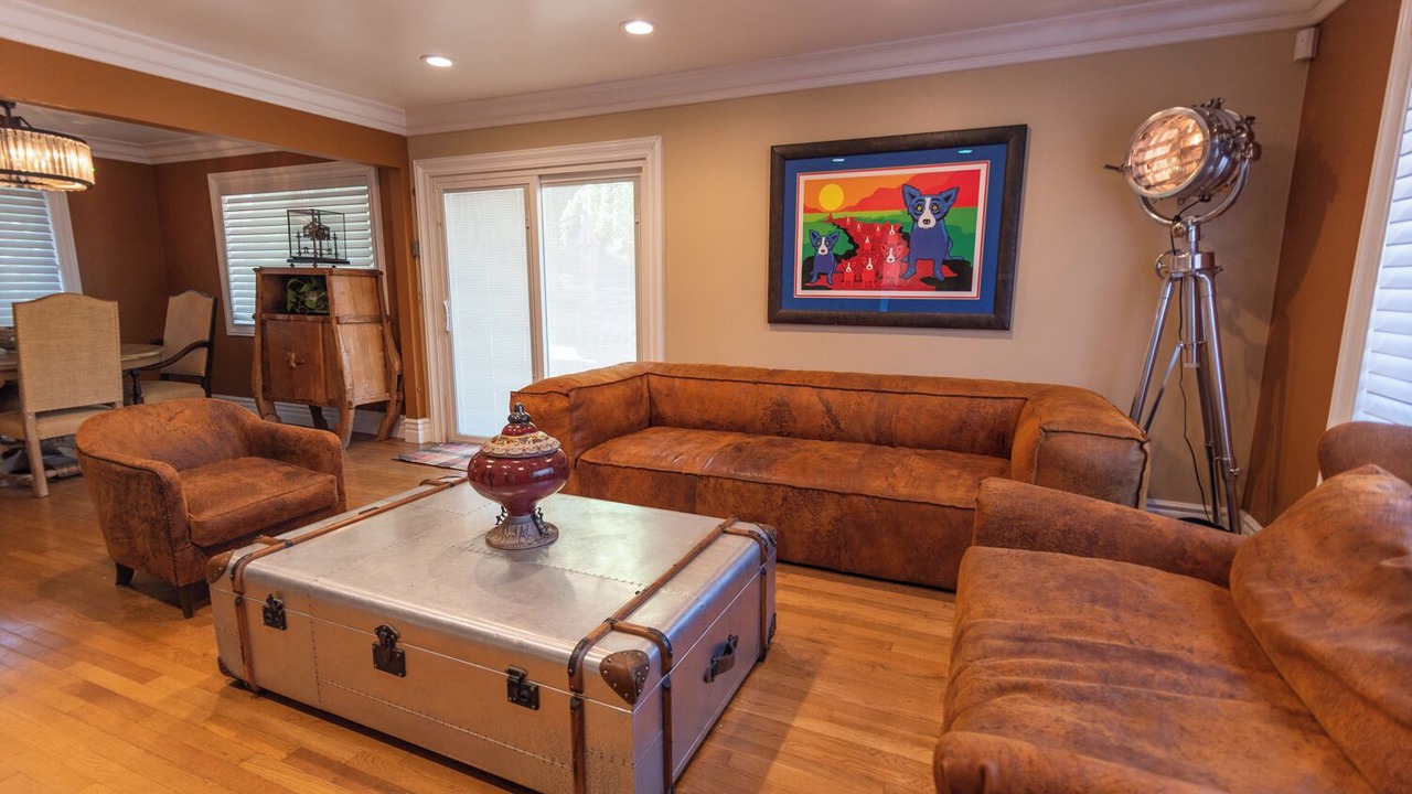 Photo of Livingroom in Hood