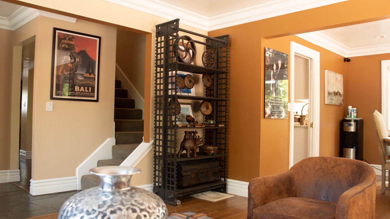 Photo of Others in Hood