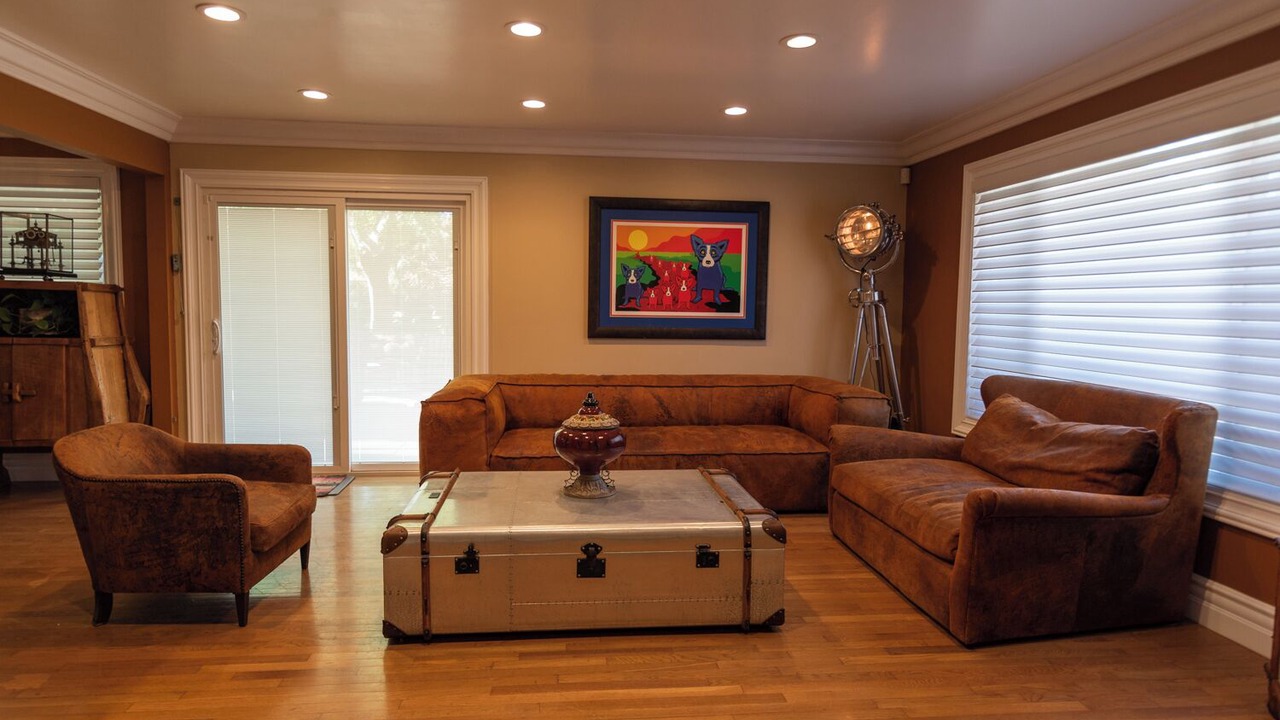 Photo of Others in Hood