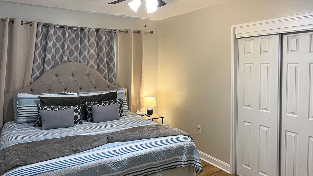 Photo of Bedroom in Hattiesburg