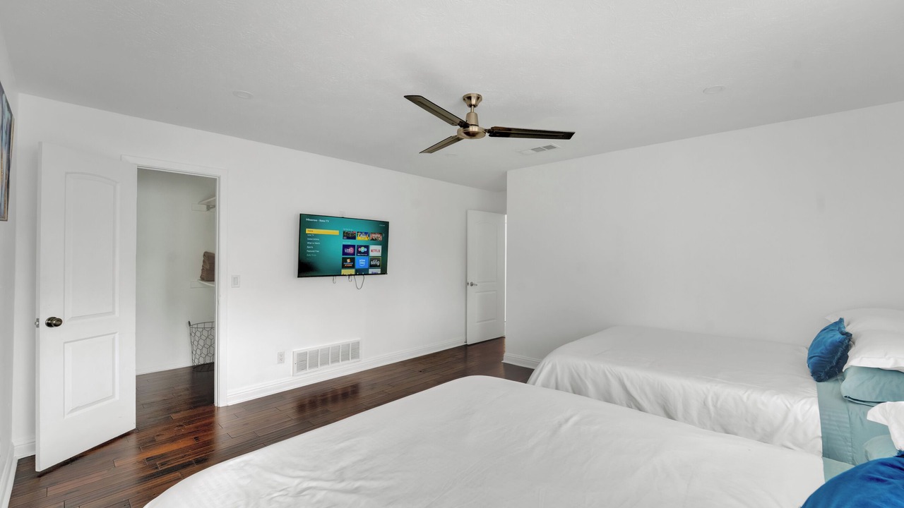 Photo of Bedroom in Lake Highlands