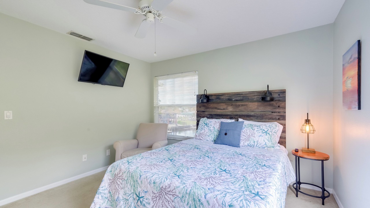 Photo of Bedroom in Weeki Wachee Gardens