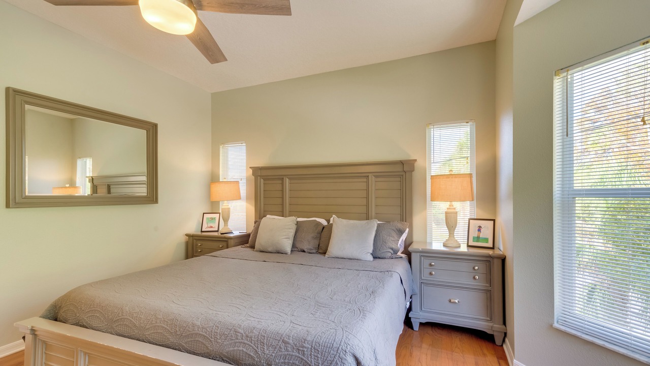 Photo of Bedroom in Weeki Wachee Gardens