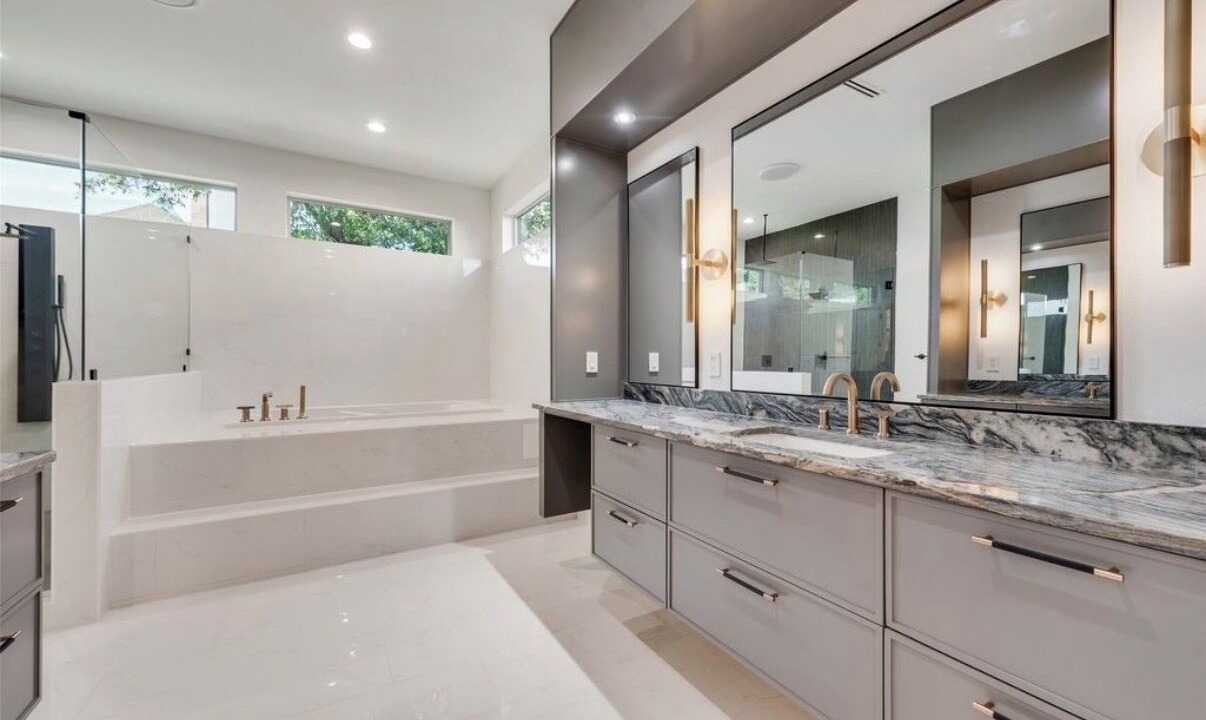 Photo of Bathroom in North Dallas