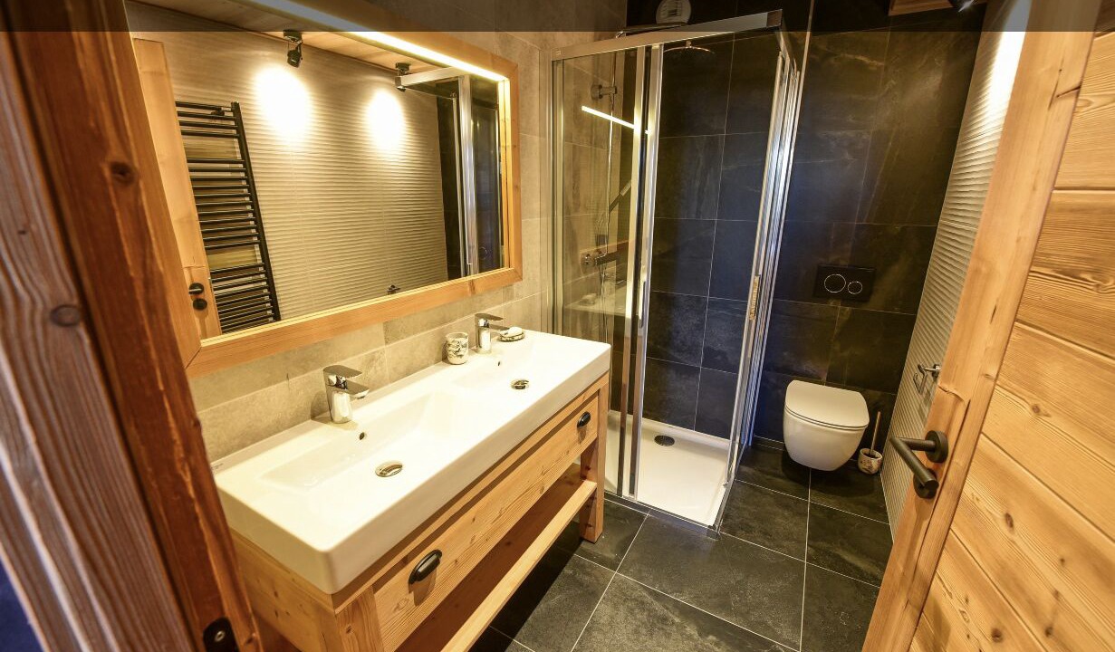Photo of Bathroom in Cognet