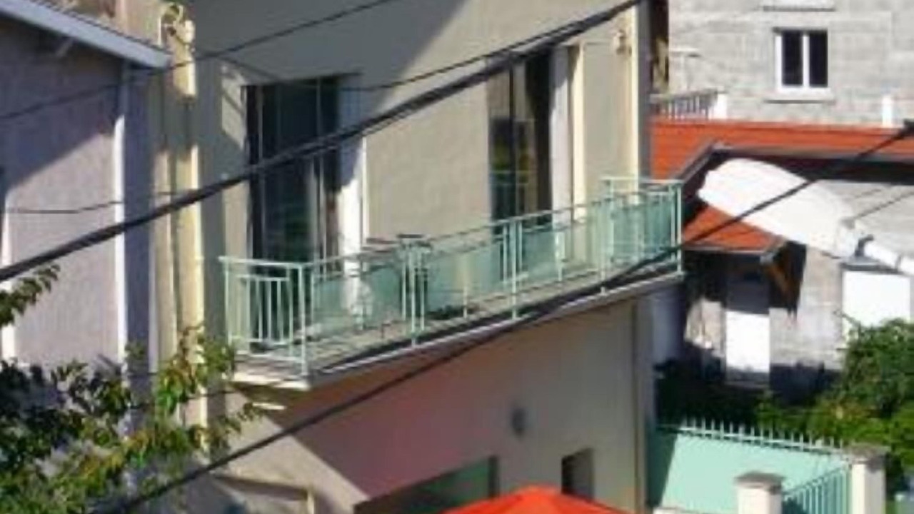 Photo of Others in Santy - La Plaine