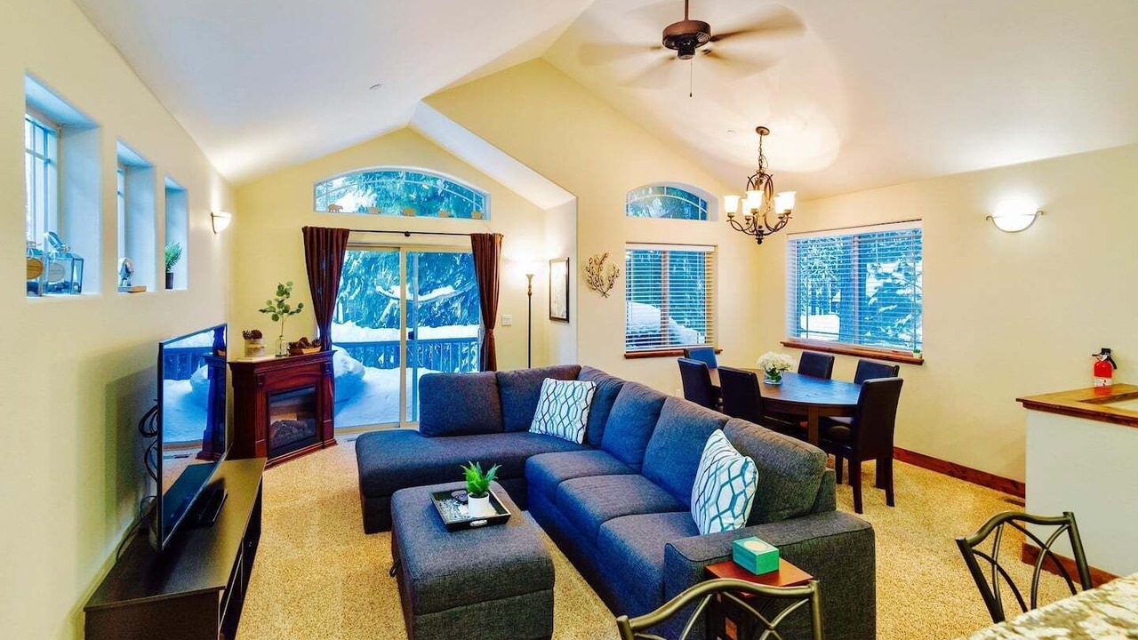 Photo of Livingroom in Kings Beach