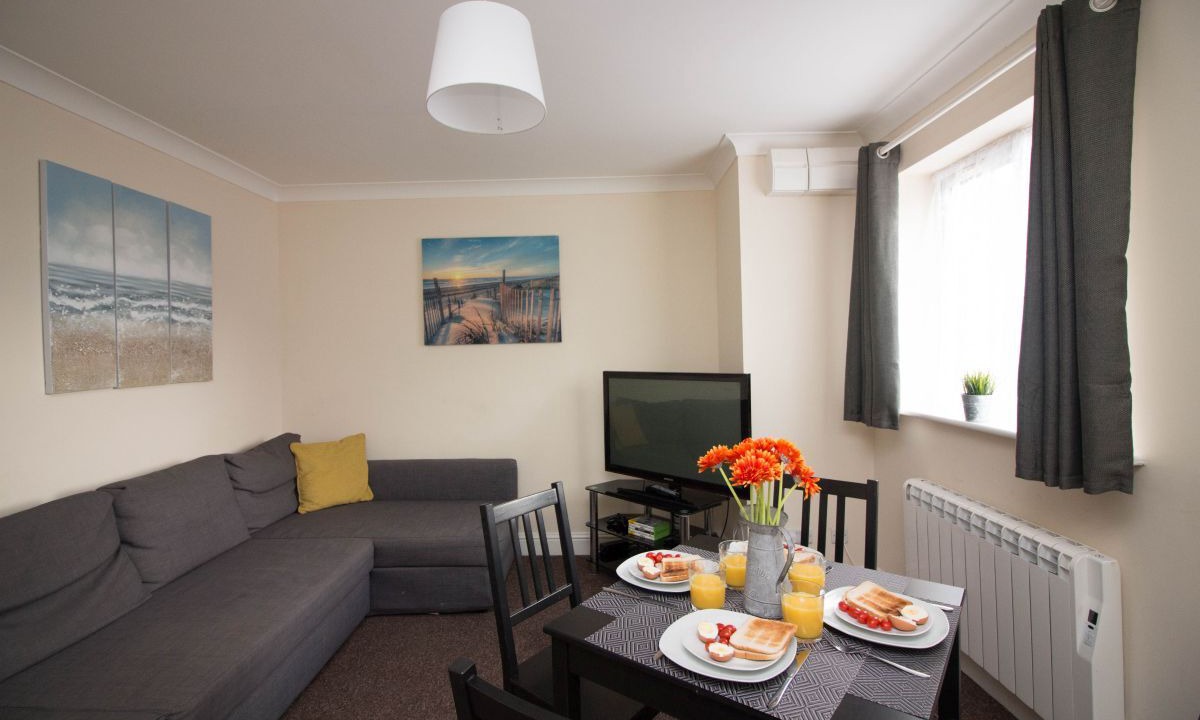 Photo of Livingroom in Shirley