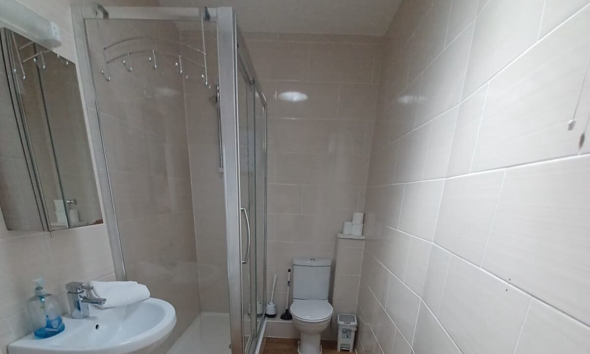 Photo of Bathroom in Southampton City Centre